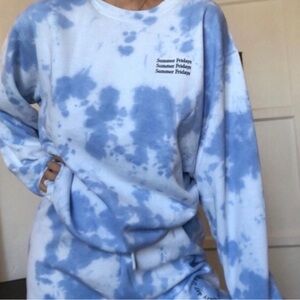Summer Fridays Blue Cloud Sweatshirt - M